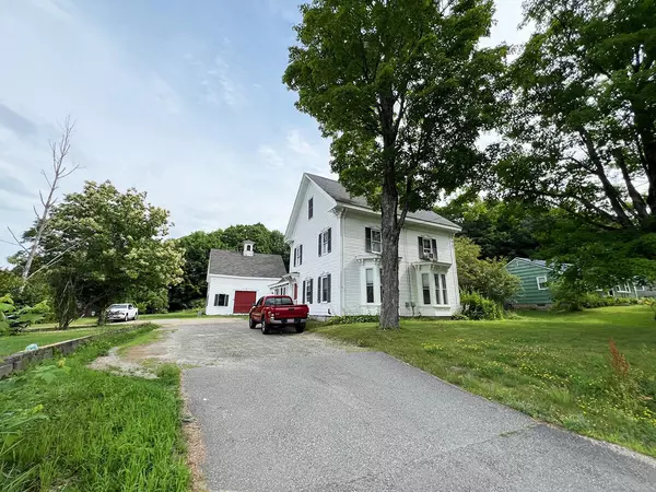 Pittston, ME 04345,56 Whitefield RD