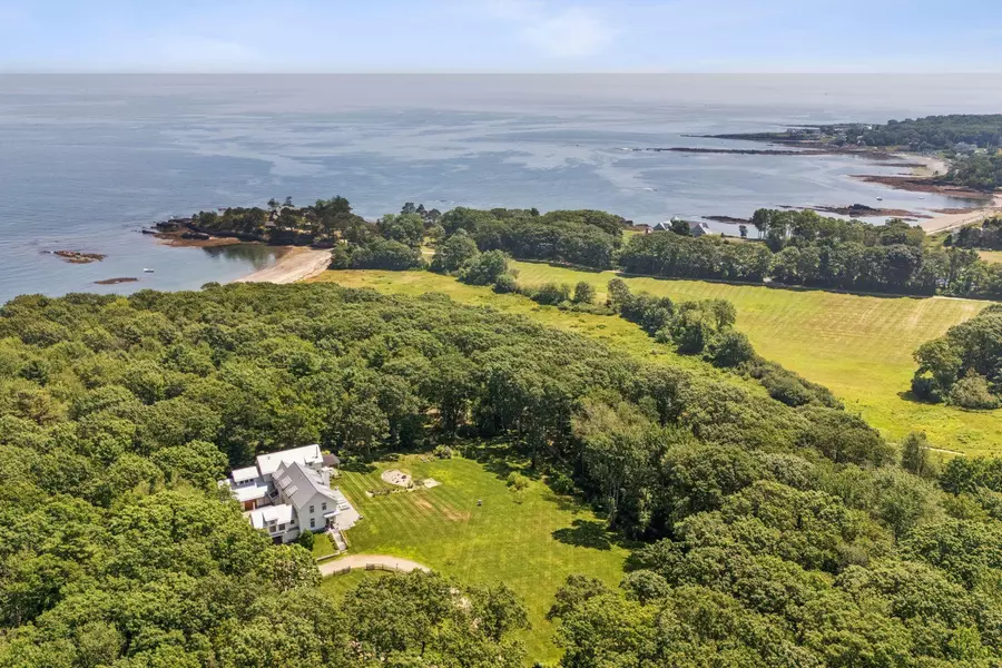 1200 Shore RD, Cape Elizabeth, ME 04107