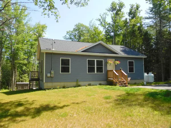 23 Boondock LN, Norway, ME 04268