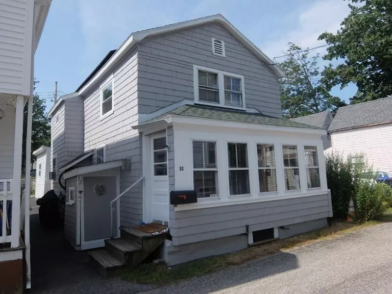 13 Maplewood AVE, Old Orchard Beach, ME 04064
