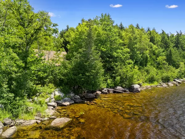 Hartland, ME 04943,245 Salmon CIR