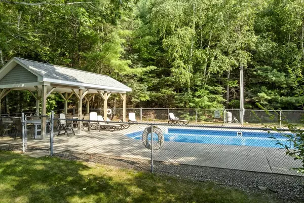 Boothbay Harbor, ME 04538,96 Atlantic AVE #C-1