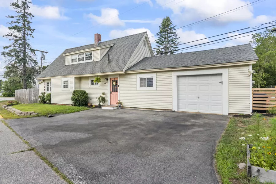 64 Bridge ST, Berwick, ME 03901