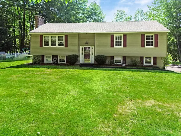 Winslow, ME 04901,5 Frankwood DR