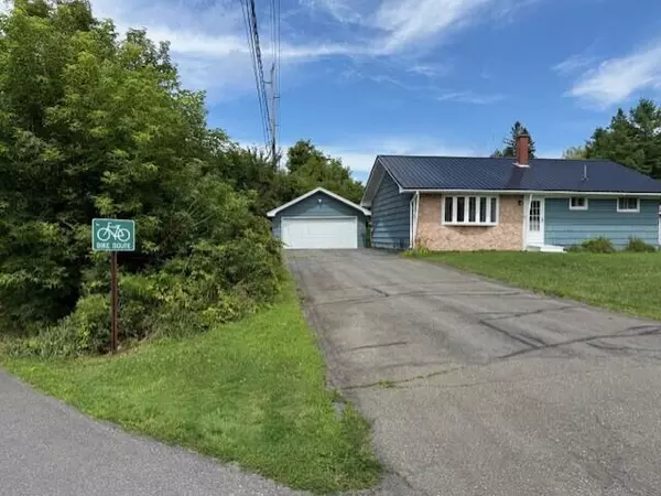 25 Dupont DR, Presque Isle, ME 04769