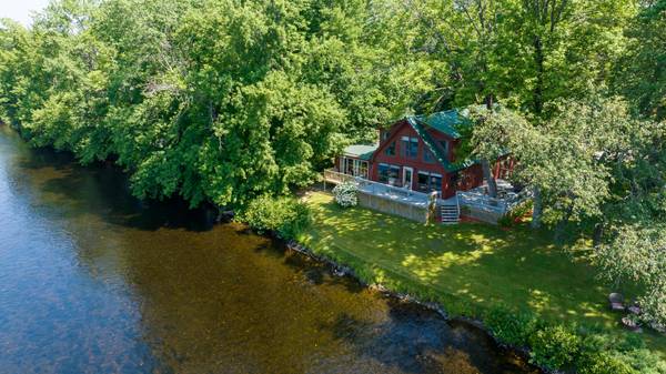 58 Main ST, Bingham, ME 04920