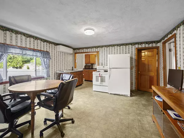 Waterville, ME 04901,194 Water ST