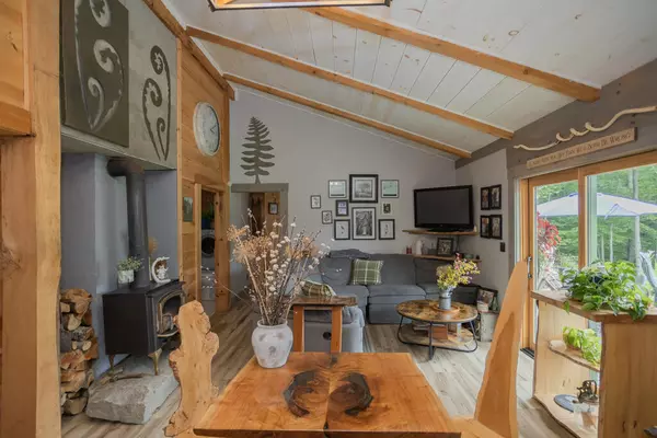 Wilton, ME 04294,104 Village View ST