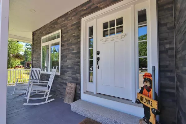 Newburgh, ME 04444,80 Flinn RD