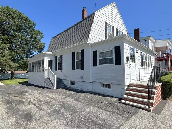 64 Acadia AVE, Lewiston, ME 04240