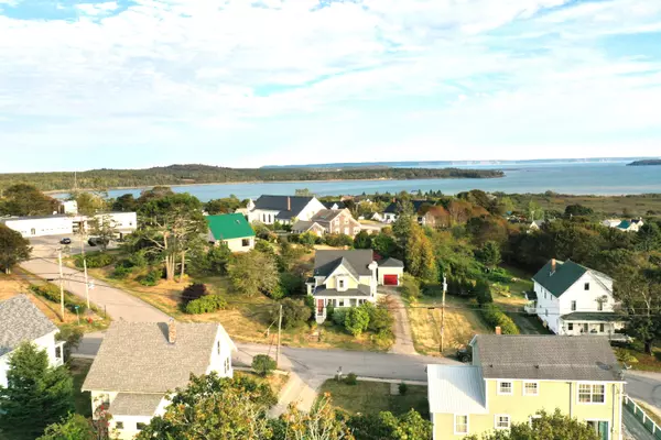 Lubec, ME 04652,66 Main ST