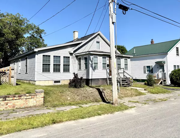 Millinocket, ME 04462,64 Congress ST