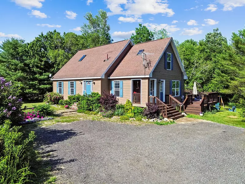 10 Vida LN, Litchfield, ME 04350