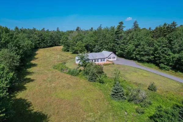 Ellsworth, ME 04605,195 Surry RD