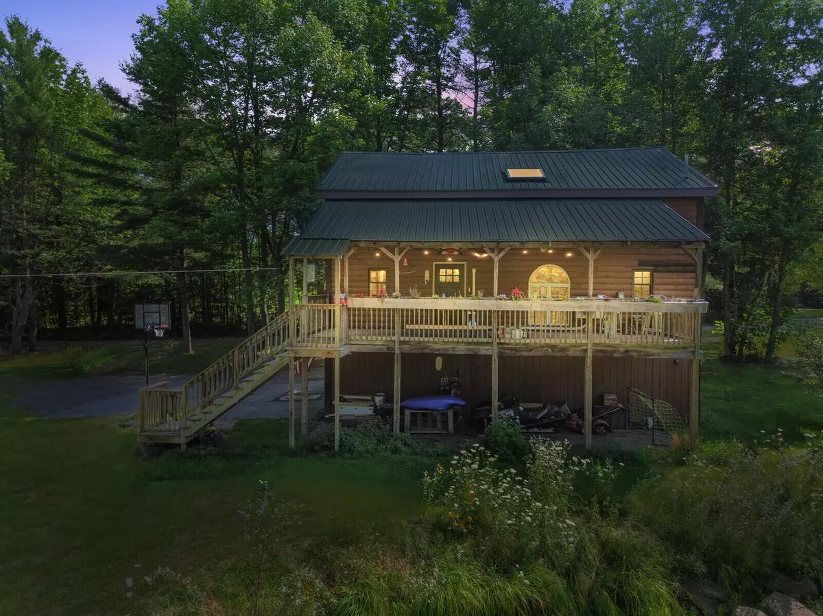 Canaan, ME 04924,18 Fitzsimmons RD