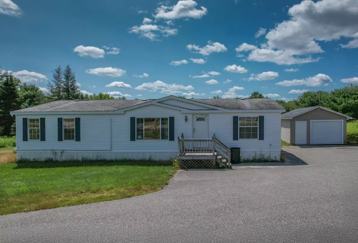 Surry, ME 04684,511 North Bend RD