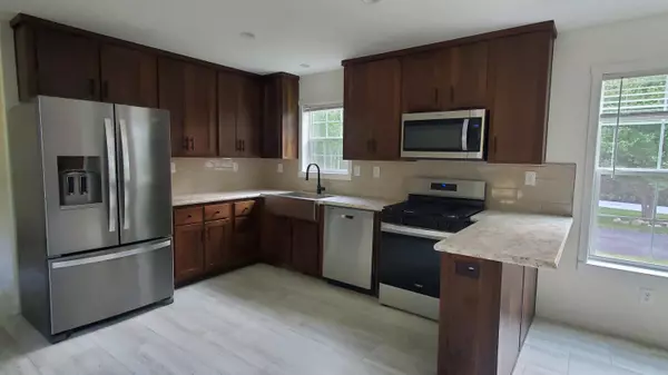 Naples, ME 04055,8 Laurik LN