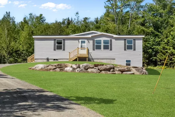 125 Feyler, Union, ME 04862