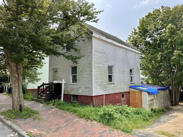 Portland, ME 04102,242 Valley ST