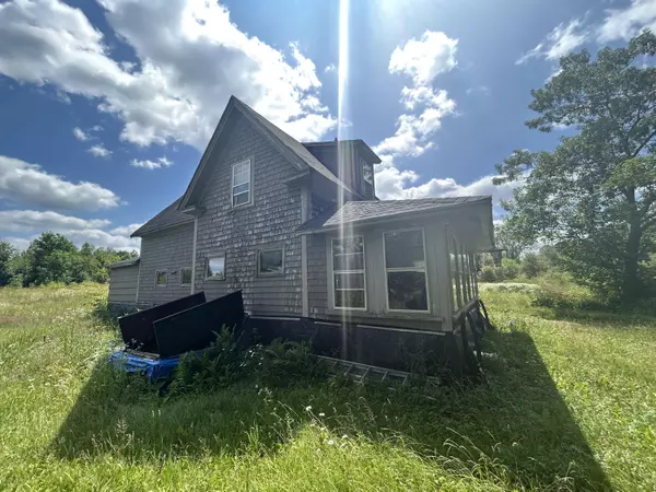 Amity, ME 04471,800 Estabrook RD