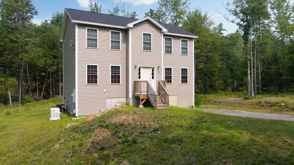 Lebanon, ME 04027,253 Dixon RD