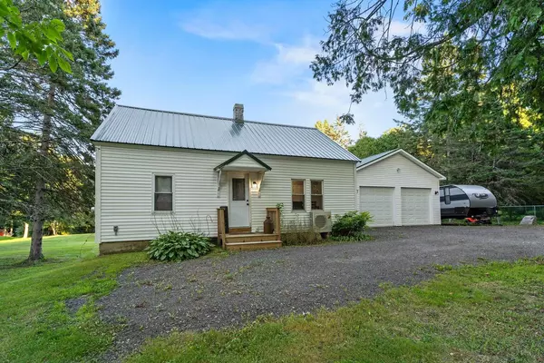 Hermon, ME 04401,51 Annis RD