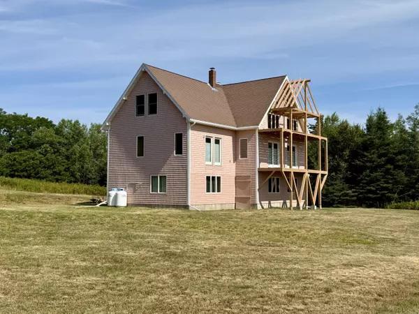 Eastport, ME 04631,2 Island View DR