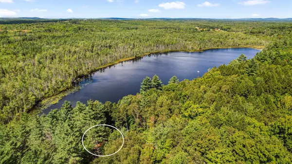 Palmyra, ME 04965,84 Hicks Pond RD