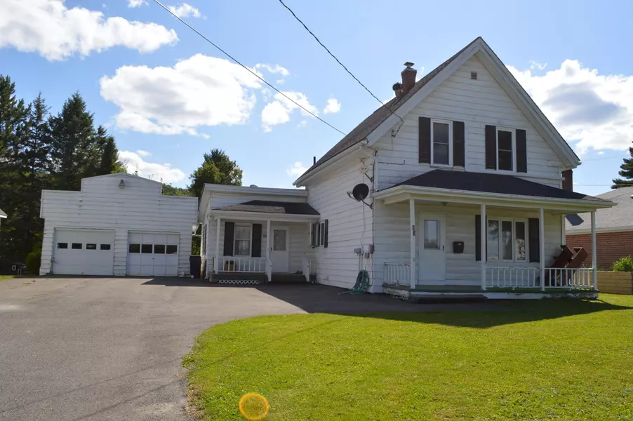 63 Pleasant ST, Fort Kent, ME 04743