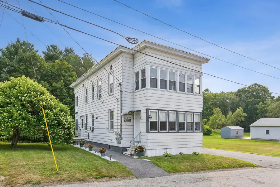 11 Elliott AVE, Lewiston, ME 04240