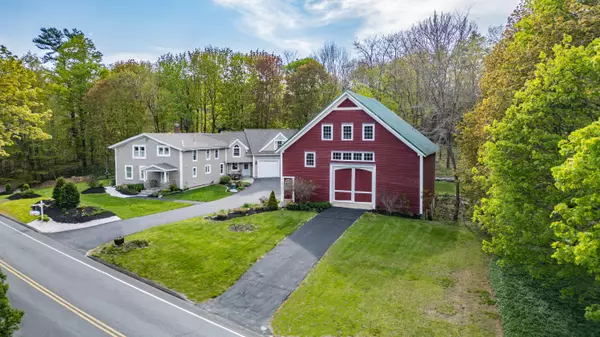 71 Brook RD, Falmouth, ME 04105