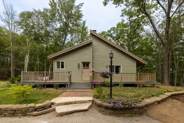 North Berwick, ME 03906,593 Ford Quint RD