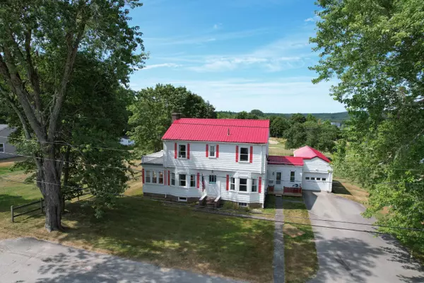 19 Gardner AVE, Machias, ME 04654