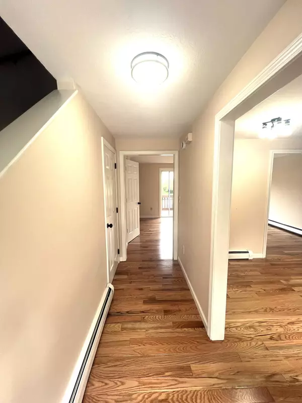 Saco, ME 04072,162 Beach ST #2