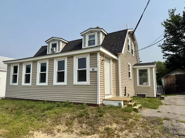 Peru, ME 04290,38 Auburn RD