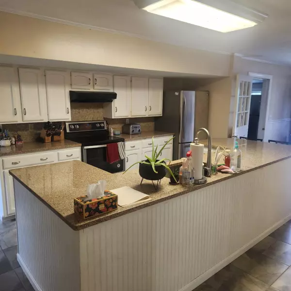 Bangor, ME 04401,2317&2327 Broadway