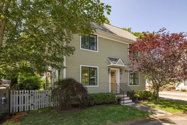 3 Otis AVE #A, Kittery, ME 03904