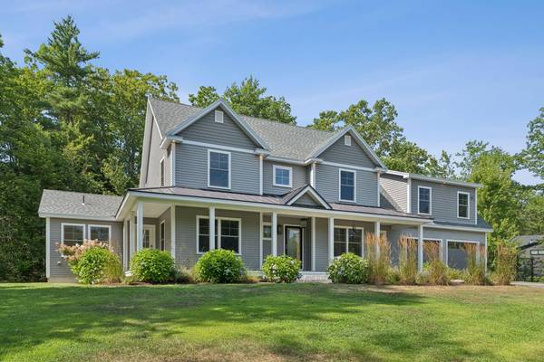 17 Perennial DR, North Yarmouth, ME 04097