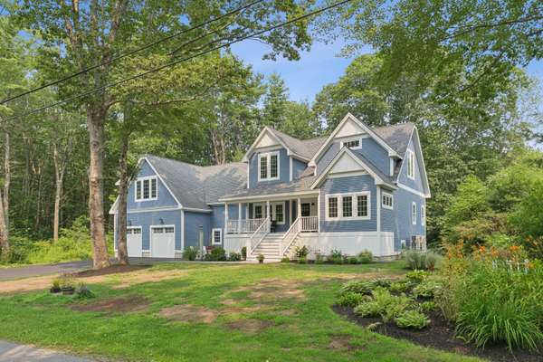 28 River Locks RD, Kennebunk, ME 04043