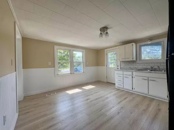 Jonesboro, ME 04648,1085 U.S.