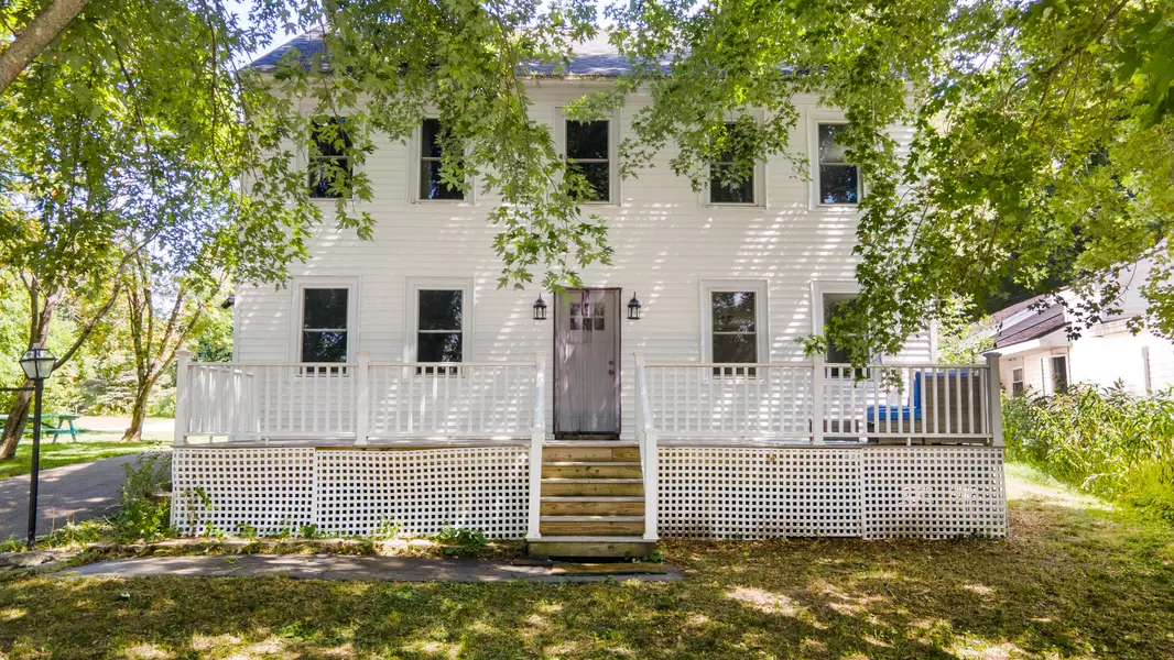 23 Monument DR, Eddington, ME 04428
