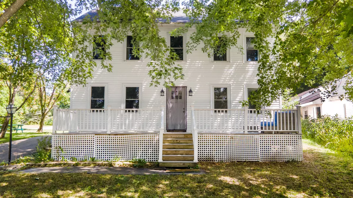 Eddington, ME 04428,23 Monument DR