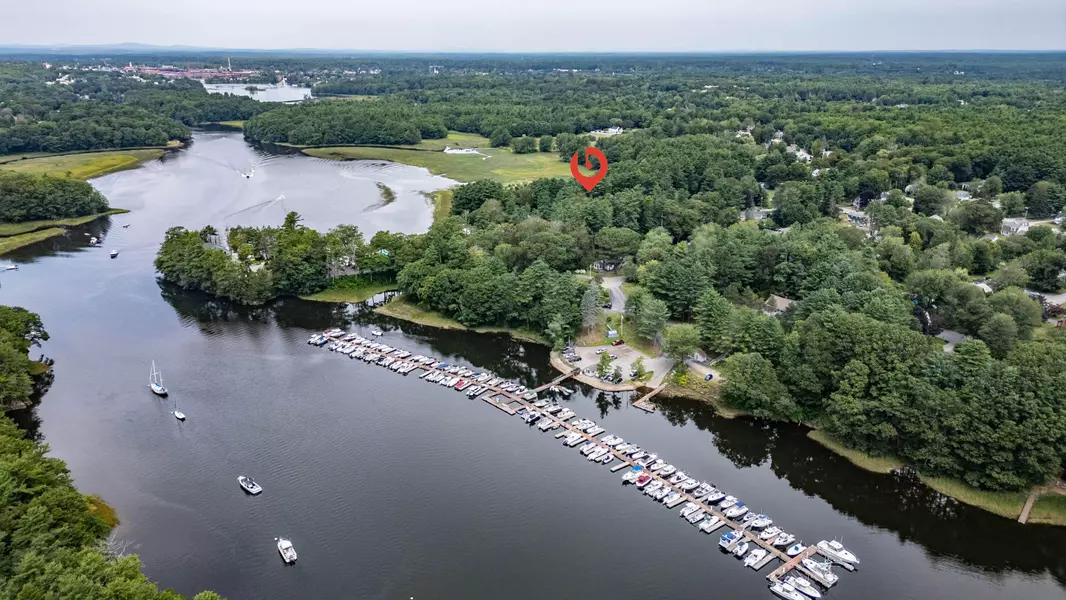 13 Glenhaven CIR W, Saco, ME 04072