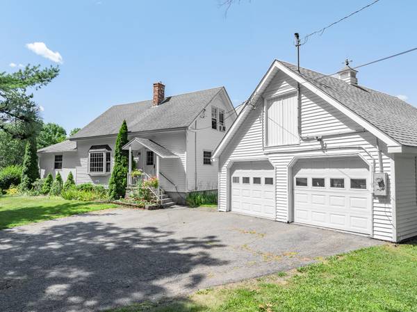 1502 Essex ST, Bangor, ME 04401