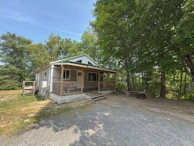 297 Old Brunswick RD, Gardiner, ME 04345