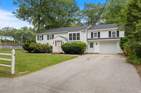 3 Arbutus AVE, Old Orchard Beach, ME 04064