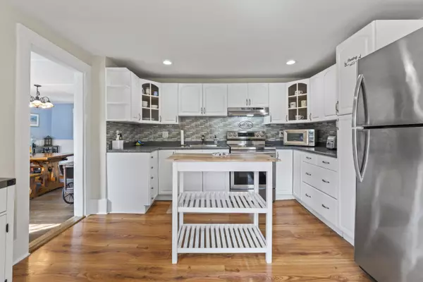 York, ME 03902,106 Clay Hill RD