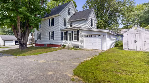 Lisbon, ME 04252,19 Berry AVE