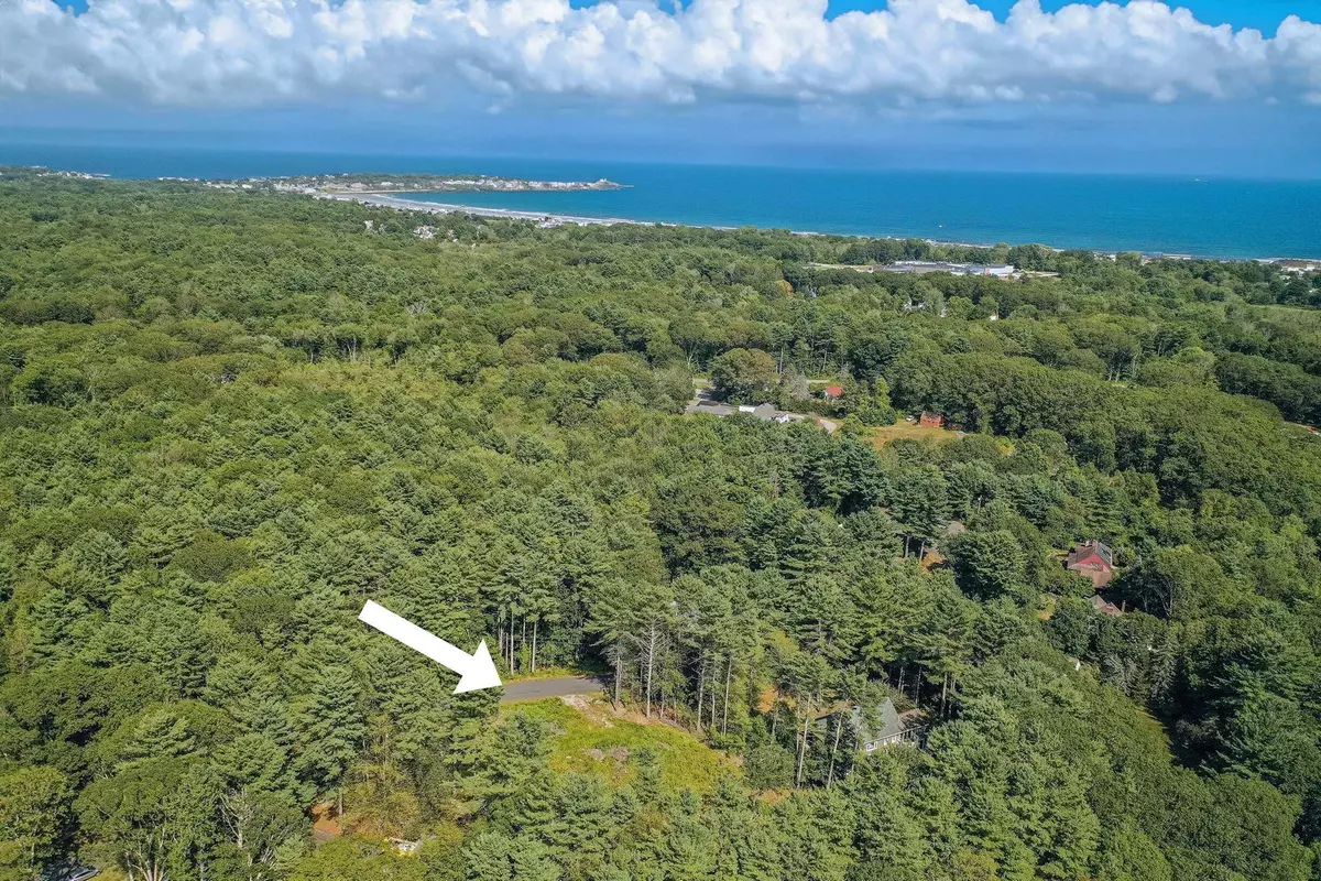 York, ME 03909,15 Candlewood LN