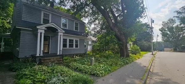 Livermore Falls, ME 04254,17 Richardson AVE